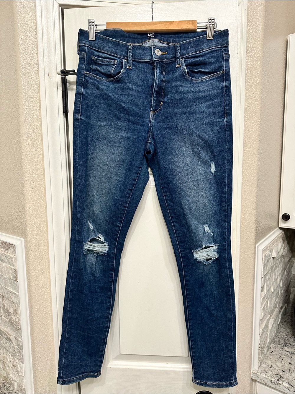 Gap Dark Wash Distressed Women’s Jeans